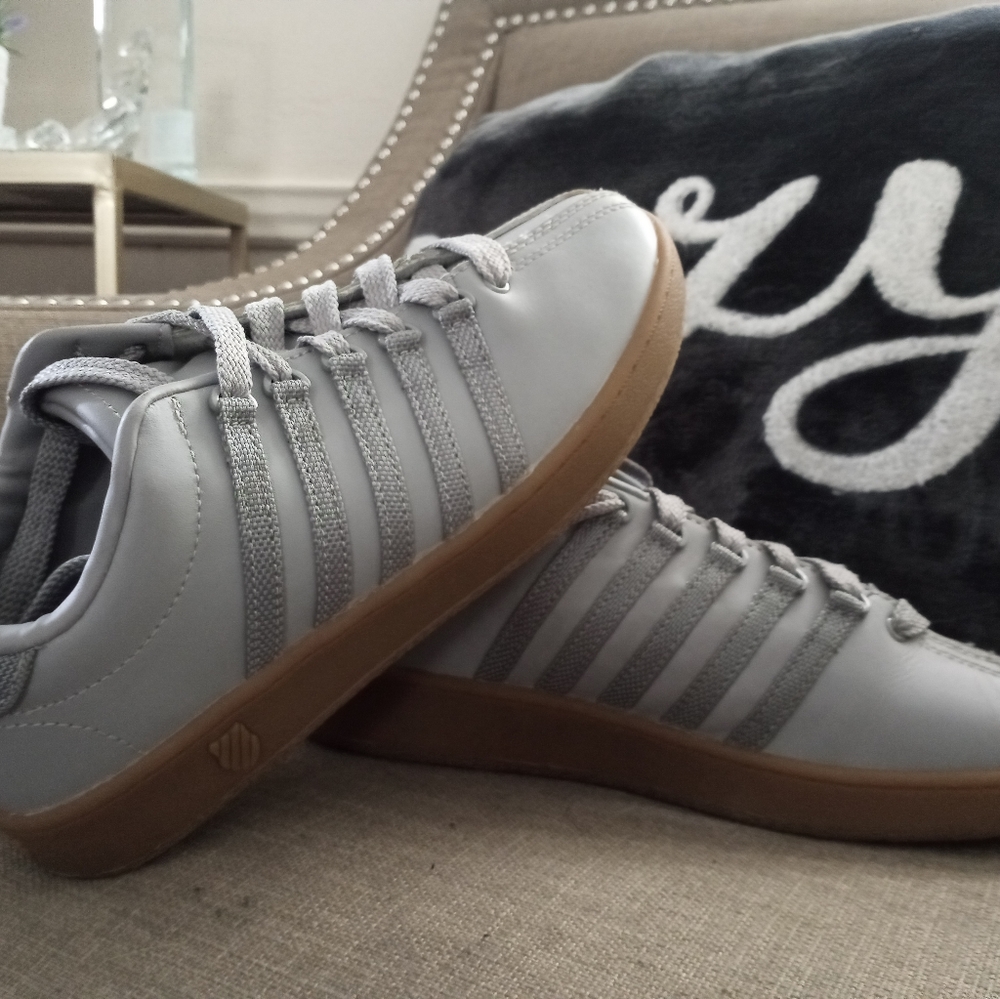 K Swiss classic VN boys size